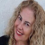 MAR ZERAUZ PRESENTA EN MOYA SU LIBRO “CON SAL EN LA MEMORIA”