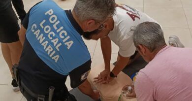 DESFIBRILADORES PARA LOS COCHES DE LA POLIC&Iacute;A DE VALSEQUILLO