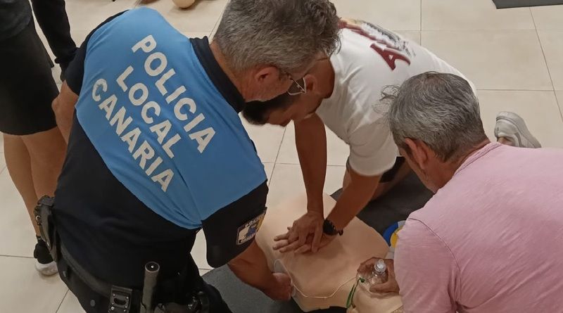 DESFIBRILADORES PARA LOS COCHES DE LA POLIC&Iacute;A DE VALSEQUILLO