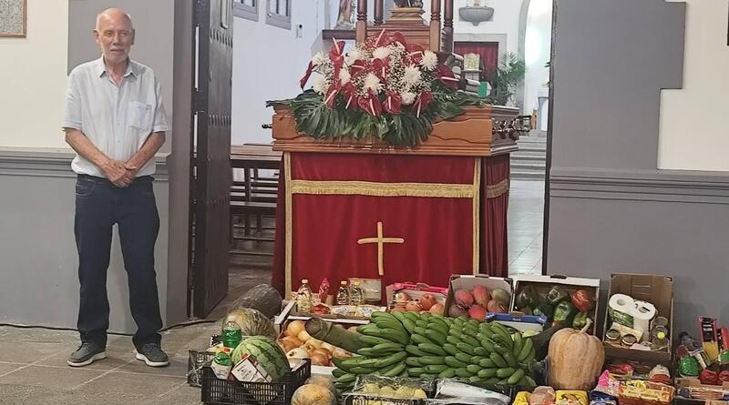 EL PERINQUÉ: LA FAMILIA