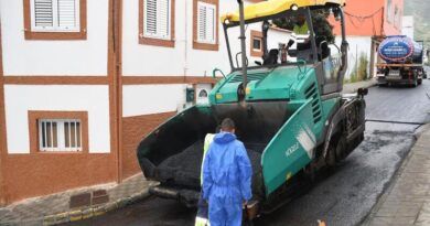 VALSEQUILLO INICIA EL PLAN DE ASFALTADO DE TENTENIGUADA Y LOS LLANETES VALSEQUILLO INICIA EL PLAN DE ASFALTADO DE TENTENIGUADA Y LOS LLANETES