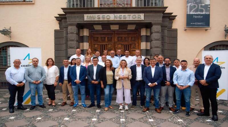 POLÍTICOS CHUPASANGRE