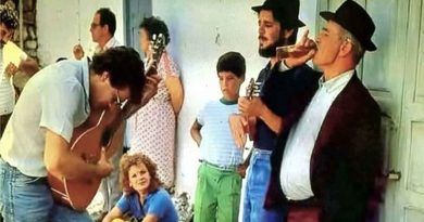 MANUEL FERRERAS, EL VIEJO QUE DERROTABA AL TIEMPO CANTANDO